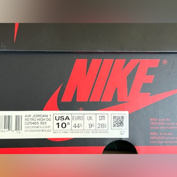 Jordan 1 Retro High OG (Gorge Green) - Picture 5 of 5